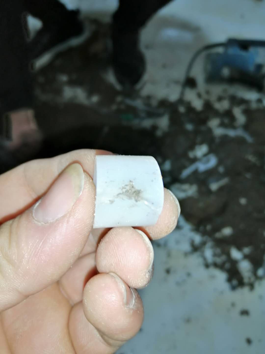 普定家里地暖漏水了怎么办？